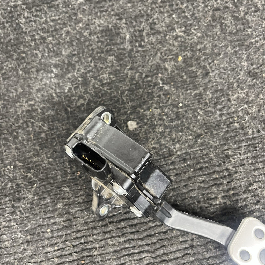 ☑️ 2015-2018 SUBARU WRX Accelerator Gas Pedal Sensor 36010FJ070