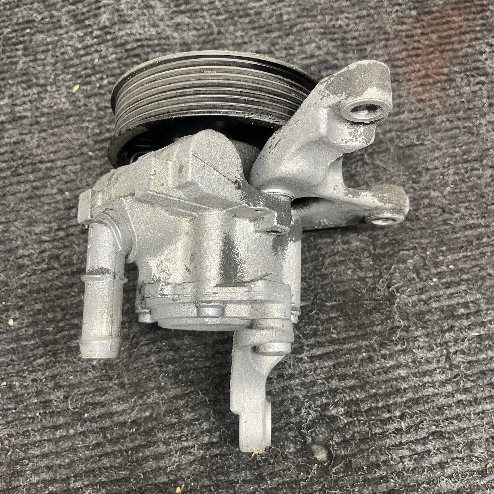 ☑️ 07-10 BMW E82 E88 E90 E92 E93 135i 335i N54 Hydraulic Power Steering Pump OEM