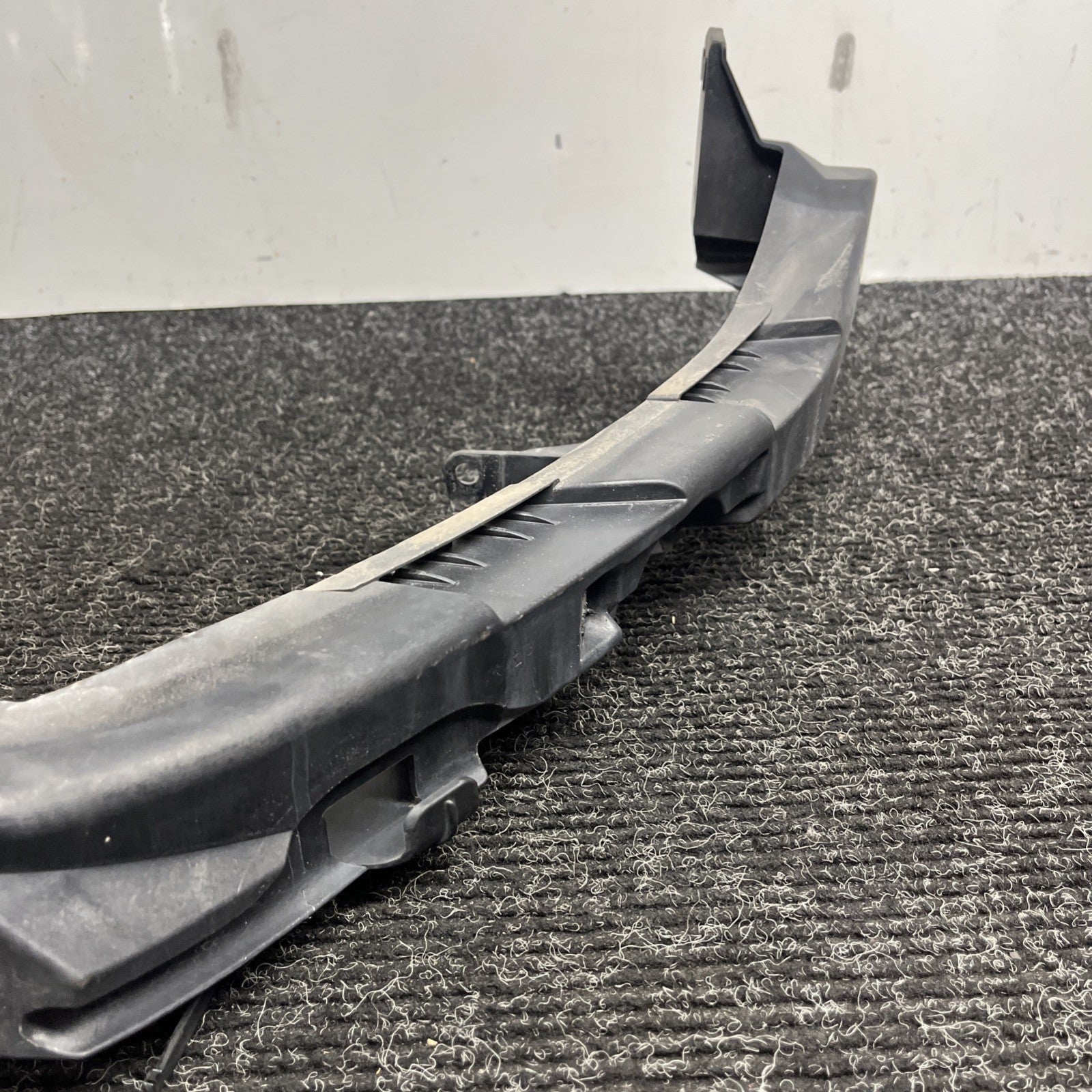 ☑️ 07-10 OEM BMW E92 E93 335 Right Passenger Headlight Bracket Carrier Mount