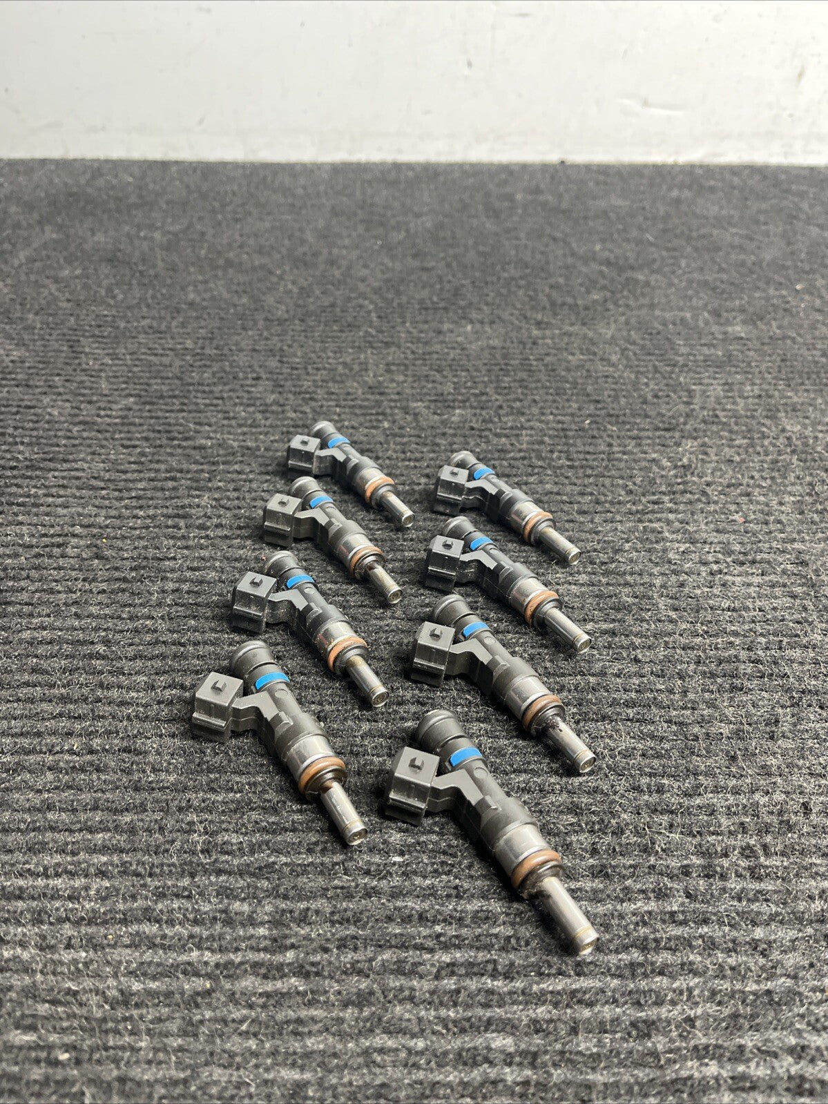 ☑️ 2008-13 OEM BMW E90 E92 E93 M3 S65 Fuel Injector Set (8) - 13647838440