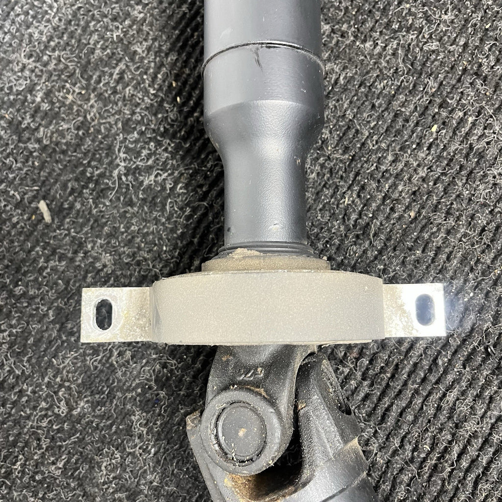 ☑️ 07-13 BMW 328i 328xi E90 X-Drive AWD Rear Drive Shaft Prop Shaft 7573482