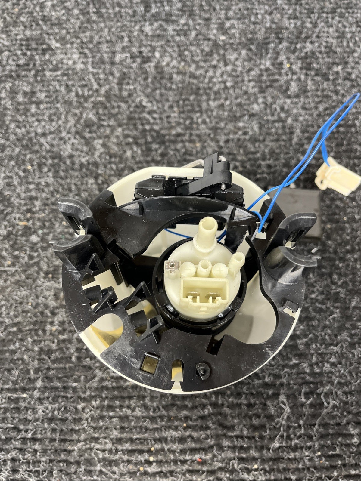 ☑️ 06-13 BMW E82 E88 E90 E91 E92 E93 128I 135I 328I 335I Fuel Pump Sending OEM