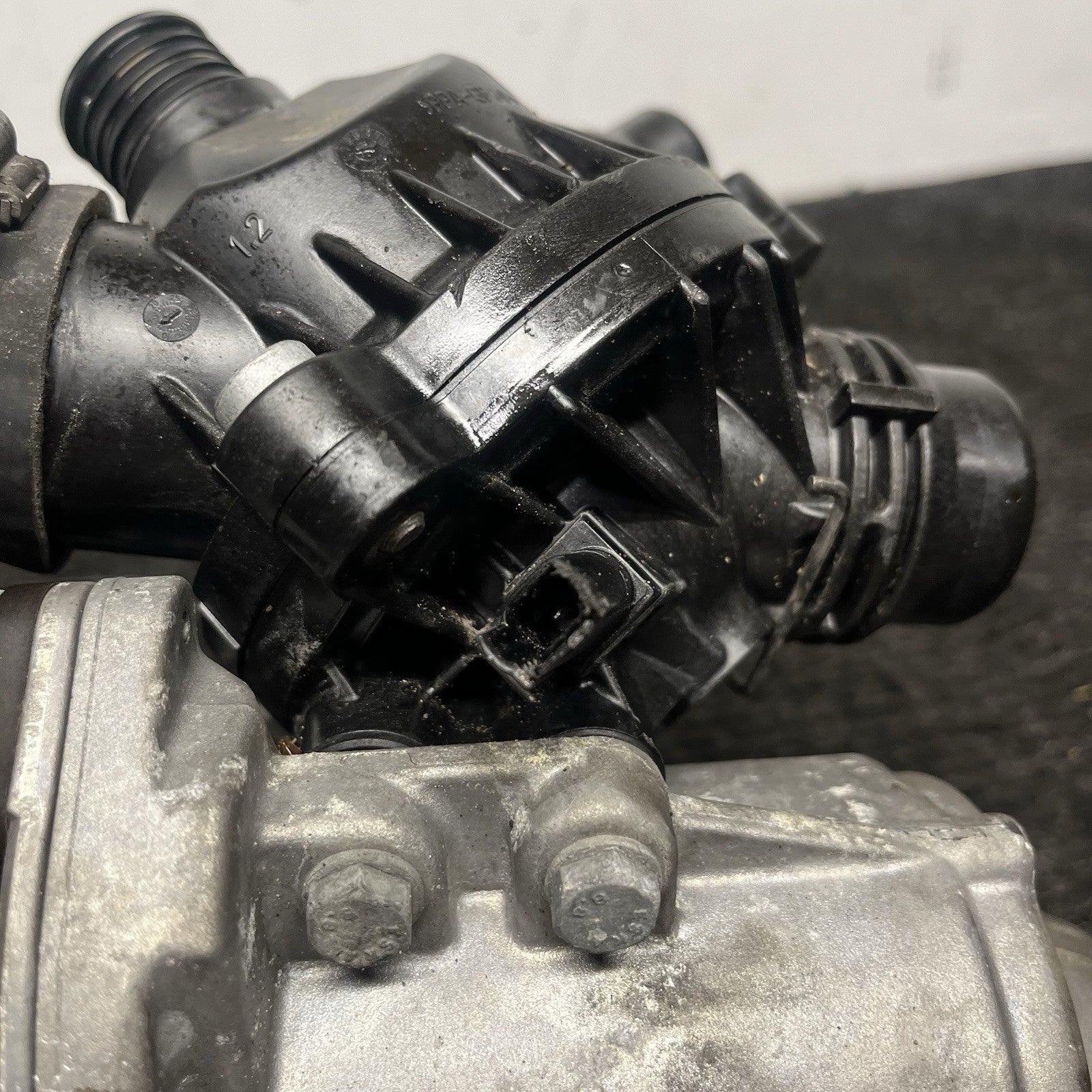 ☑️OEM BMW E82 E90 E92 F10 F13 N54 N55 Electric Water Pump W/ Thermostat 79K Mile