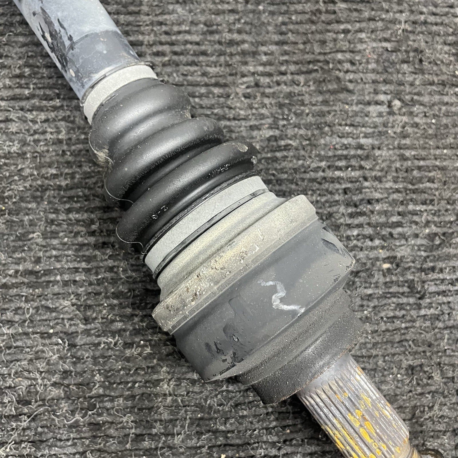 ☑️ BMW 328i 335i 428i 435i Left Rear Axle Shaft CV Joint 33207597677 OEM