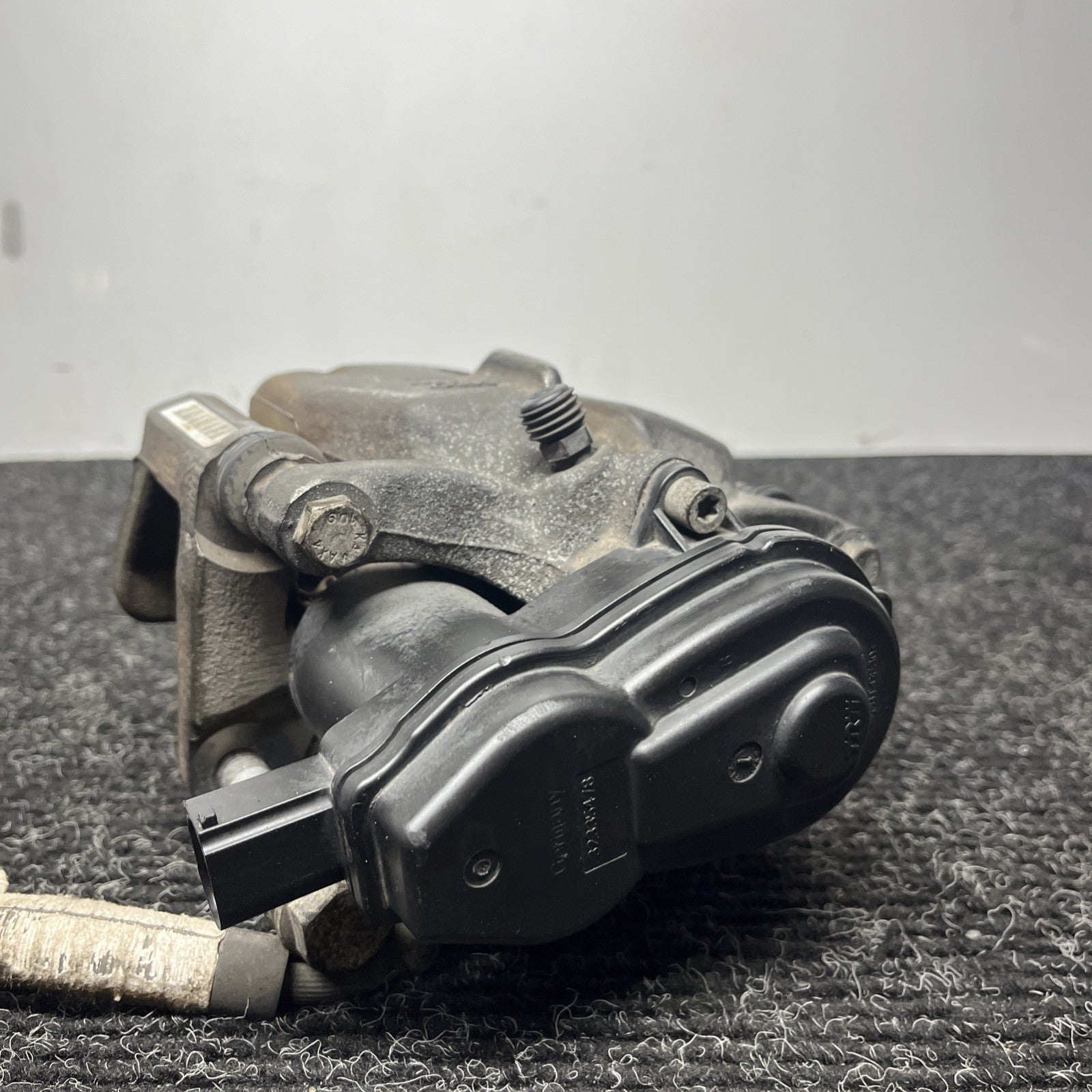☑️ 08-12 AUDI B8 A4 B8 A5 Q5 REAR BRAKE CALIPER MOTOR LEFT DRIVER OEM 062723