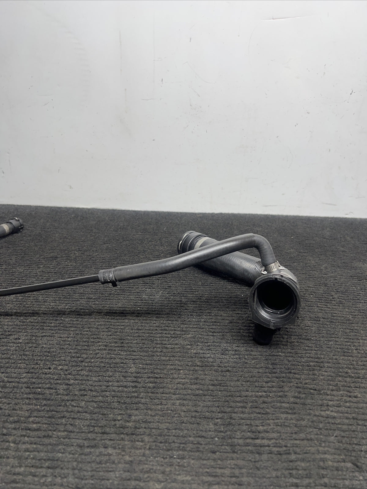 ☑️ BMW 2006-2013 E90 E92 E82 UPPER RADIATOR COOLANT HOSE COOLING LINE OEM