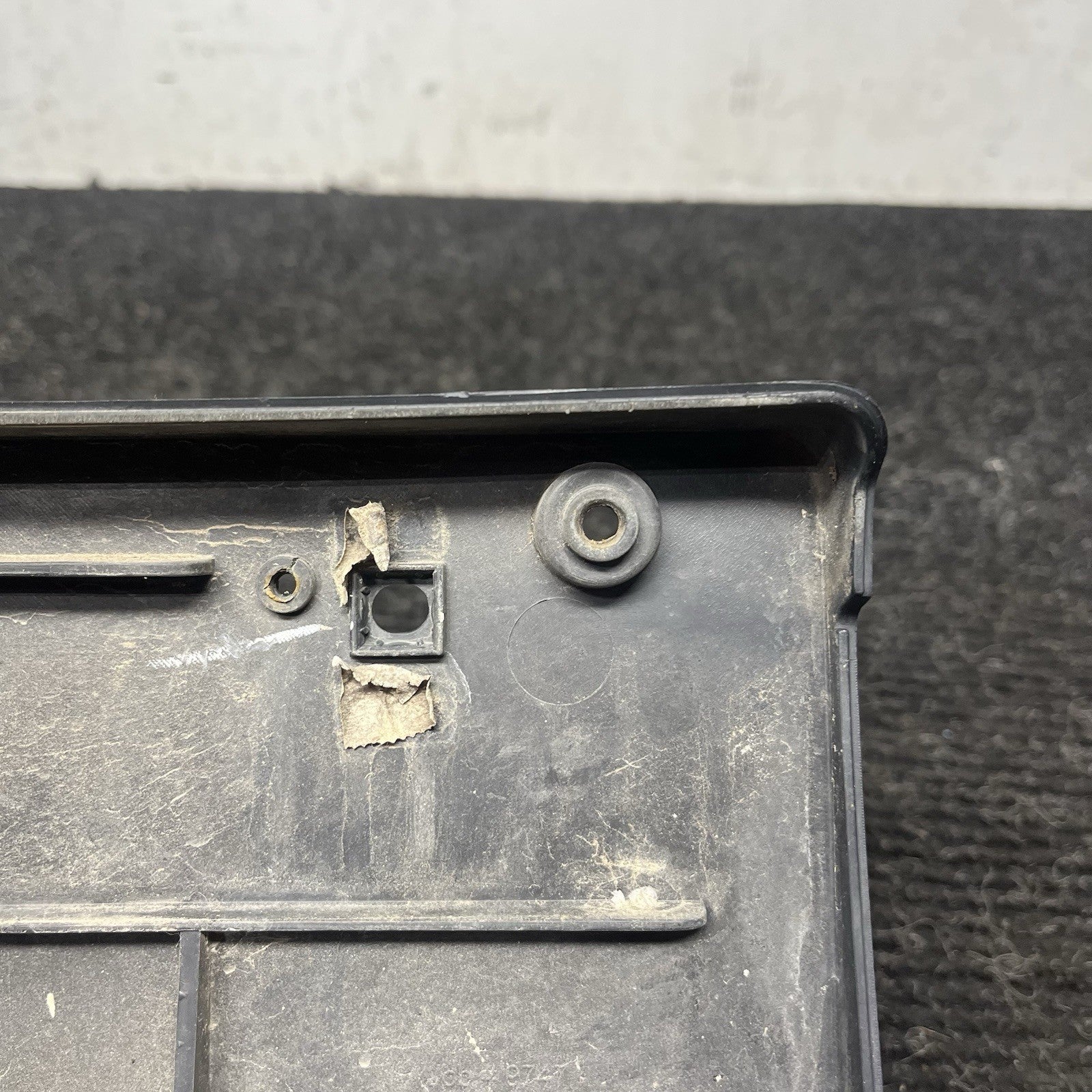 ☑️ 2009-2013 BMW X5 35DX E70 - Front License Plate Mount Bracket 7222741