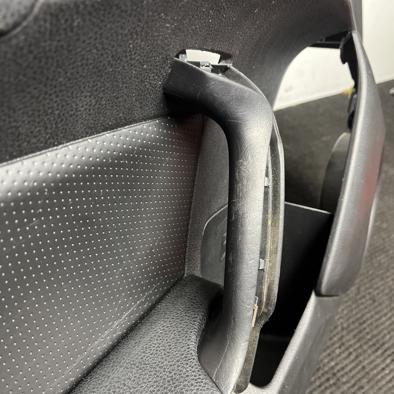 ☑️ 2013-2016 LH SCION FRS BRZ 86 OEM RED STITCHED DOOR PANELS SPEAKER ARM REST