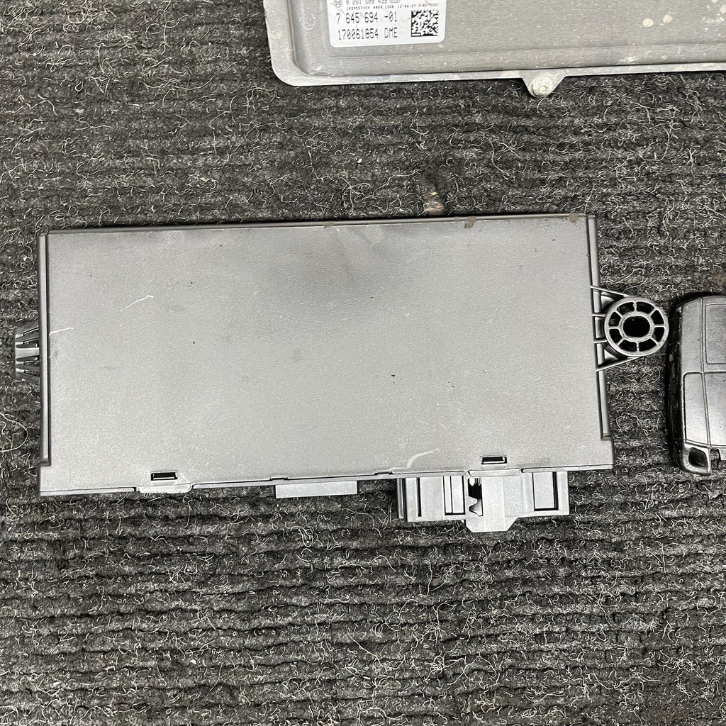 ☑️ 2011-13 BMW E88 E90 E92 135 335 N55 MT DME ECU Engine Computer Key Set OEM