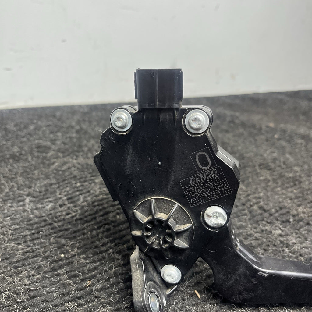 ☑️ 2015-2018 SUBARU WRX Accelerator Gas Pedal Sensor 36010FJ070
