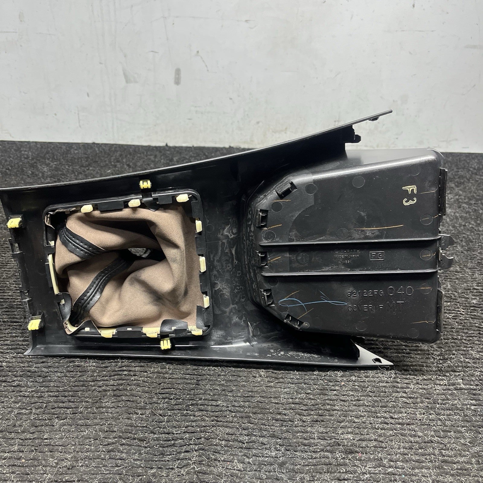 ☑️ 2008-2014 Subaru WRX Shifter Trim Bezel OEM 92122FG040