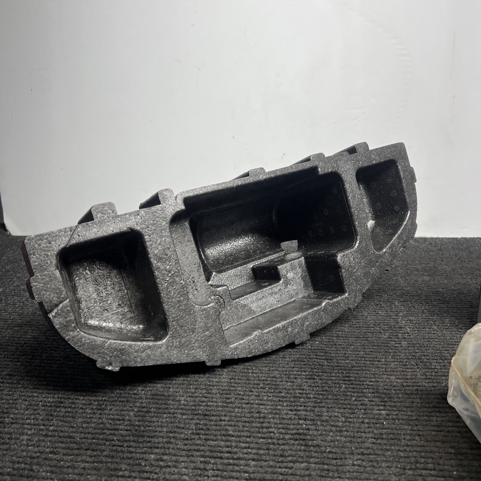 ☑️ 2008 2009 2010 2011 2012 2013 BMW M3 E93 Trunk Tire Inflator Flat Fix Foam