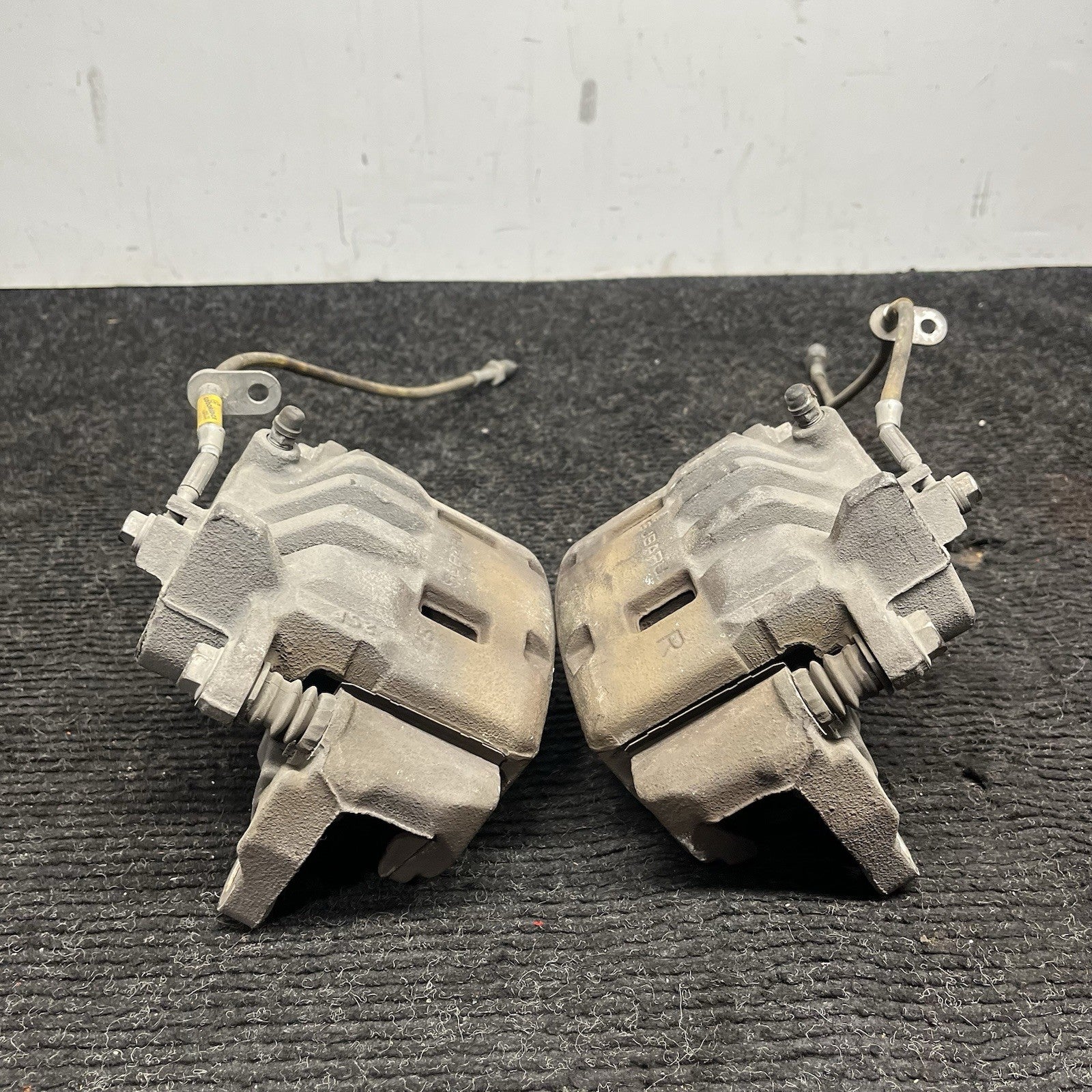 ☑️ 2013-2020 SCION FRS FR-S SUBARU BRZ 86 OEM FRONT BRAKE CALIPERS SET