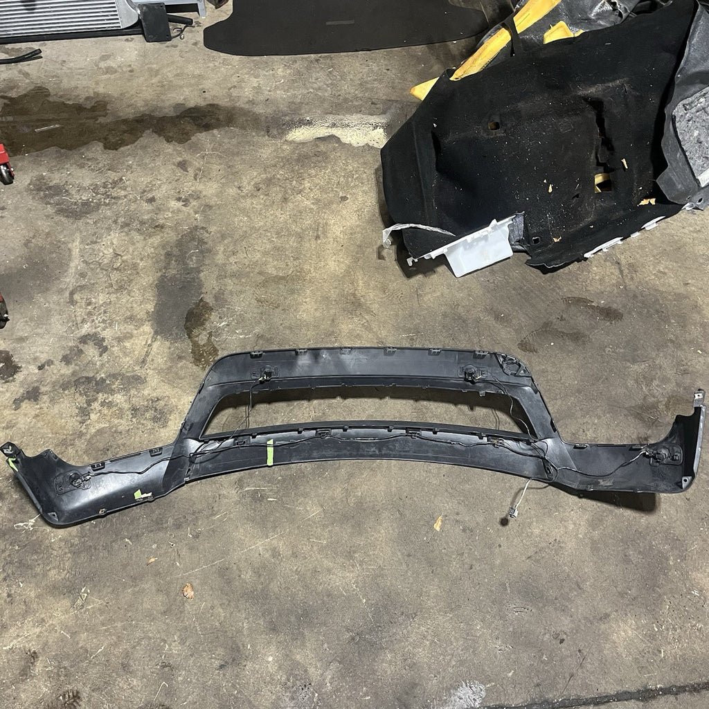 ☑️ 2009-2013 BMW X5 - Front Lower Bumper Valance 7222371