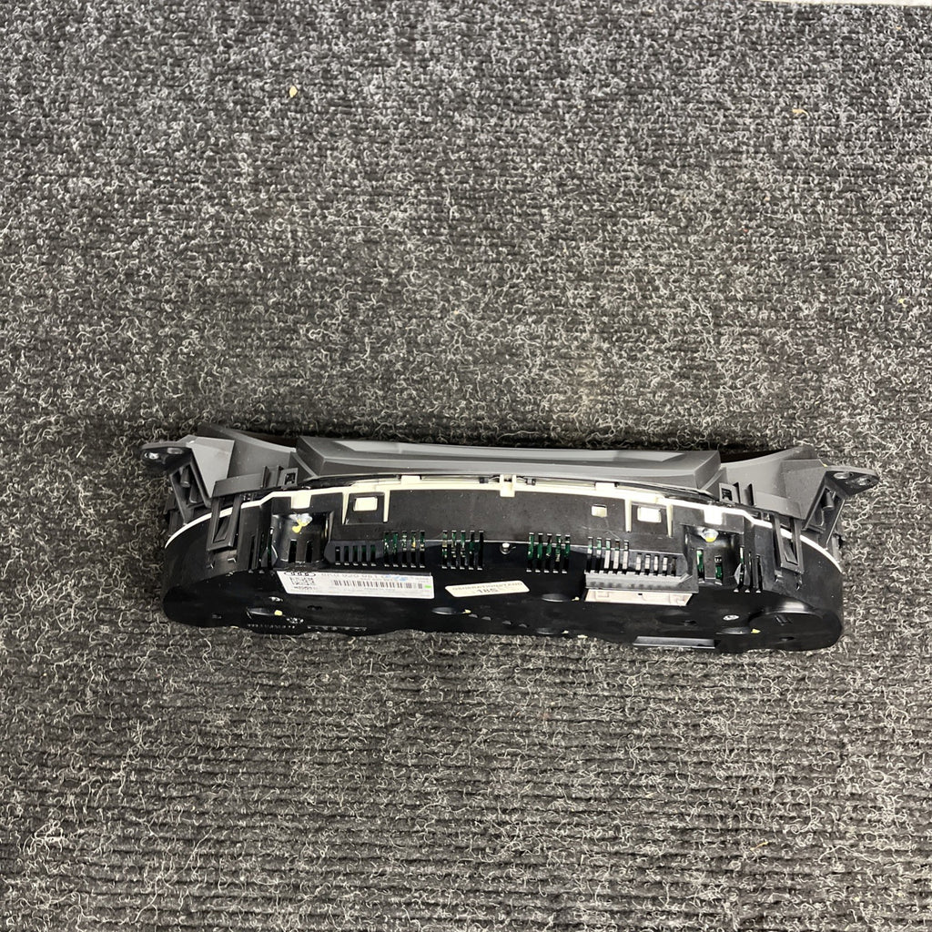 ☑️ 2013-2016 AUDI A4 OEM 109k  INSTRUMENT GAUGE CLUSTER 8K0920983A