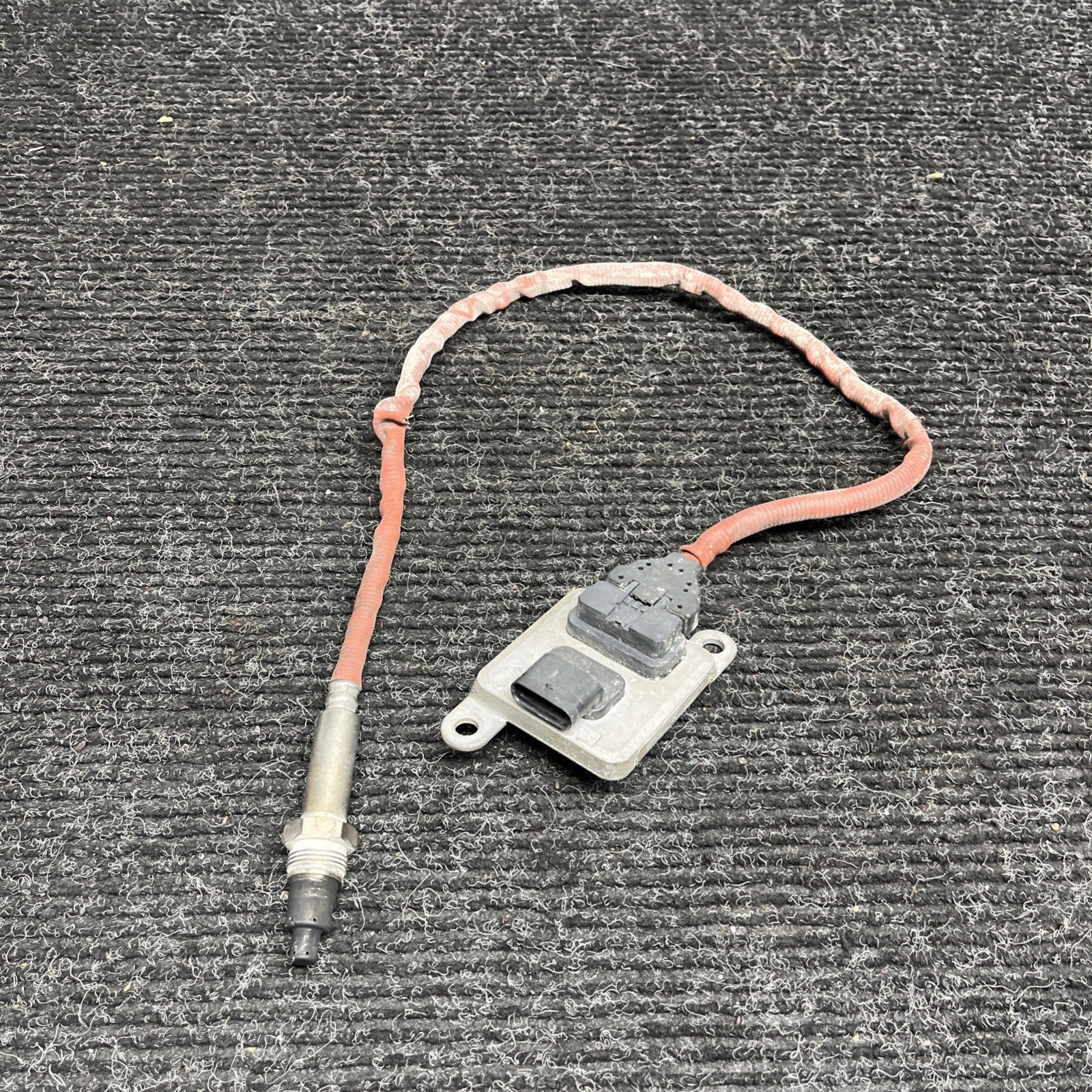 ☑️09-18 BMW E90 E70 F30 328d 335d 535d 35d NOX Nitrogen OxideSensor 85898450 OEM