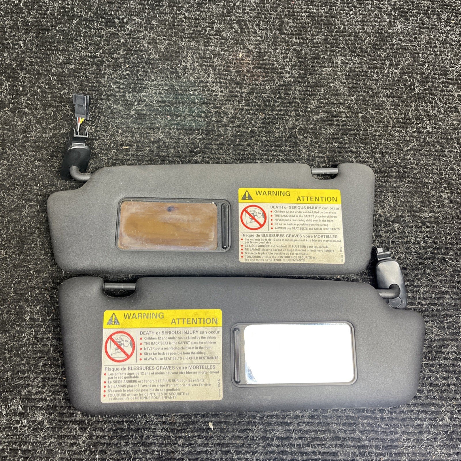 ☑️ 2003-2009 Audi A4 Interior Overhead Left Right Illuminated Sun Visor OEM Set