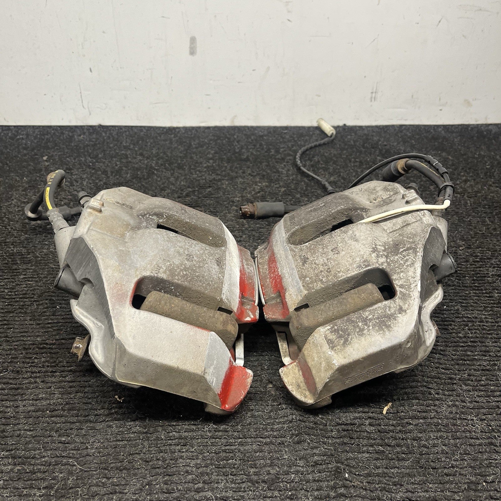 ☑️ 06-11 E90 E91 E92 E93 E84 335 Z4 BMW 335i Front Brake Caliper Set OEM
