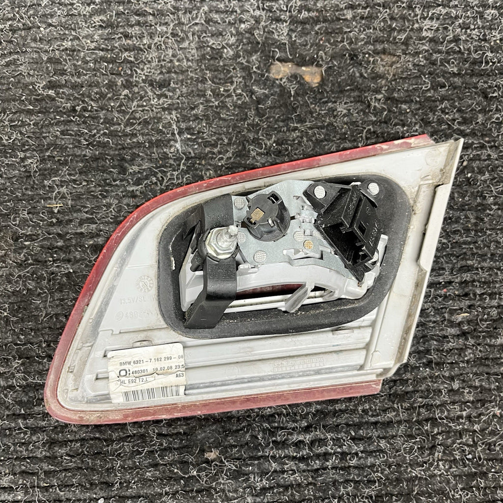 ☑️ 2007-2010 BMW E92 328i 335i COUPE INNER DRIVER LH TAIL LIGHT PRE-LCI OEM NOTE
