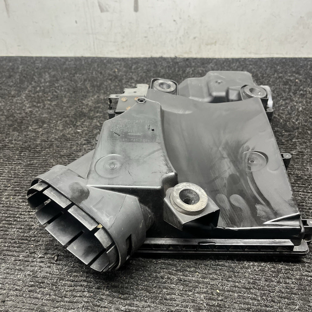 ☑️ 11-17 BMW X3 F25 F10 3.0L Engine Air Intake Filter Housing Box OEM 7583725