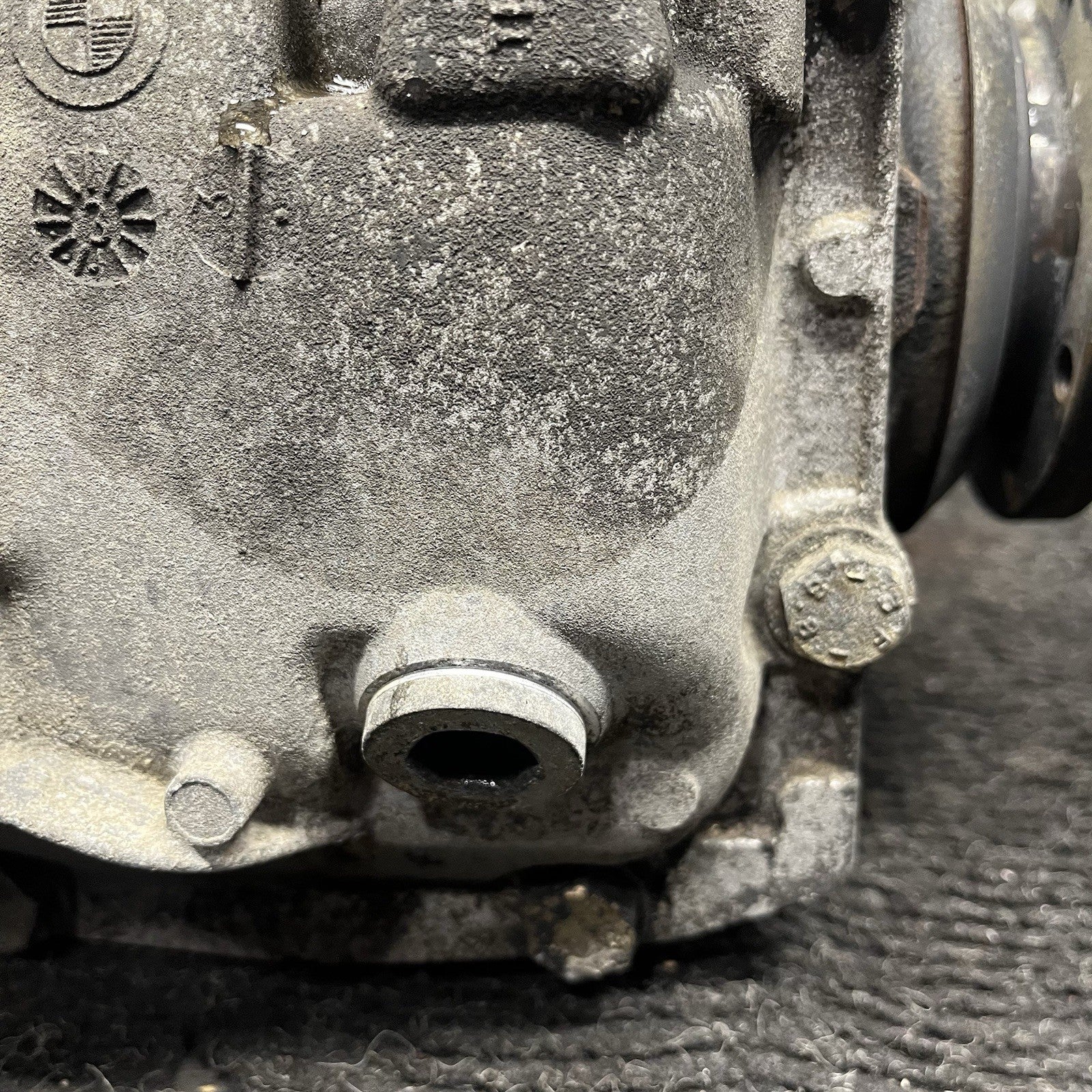 ☑️ 01-06 BMW E46 330i 330CI M/T MANUAL REAR DIFFERENTIAL CARRIER 3.07 RATIO OEM