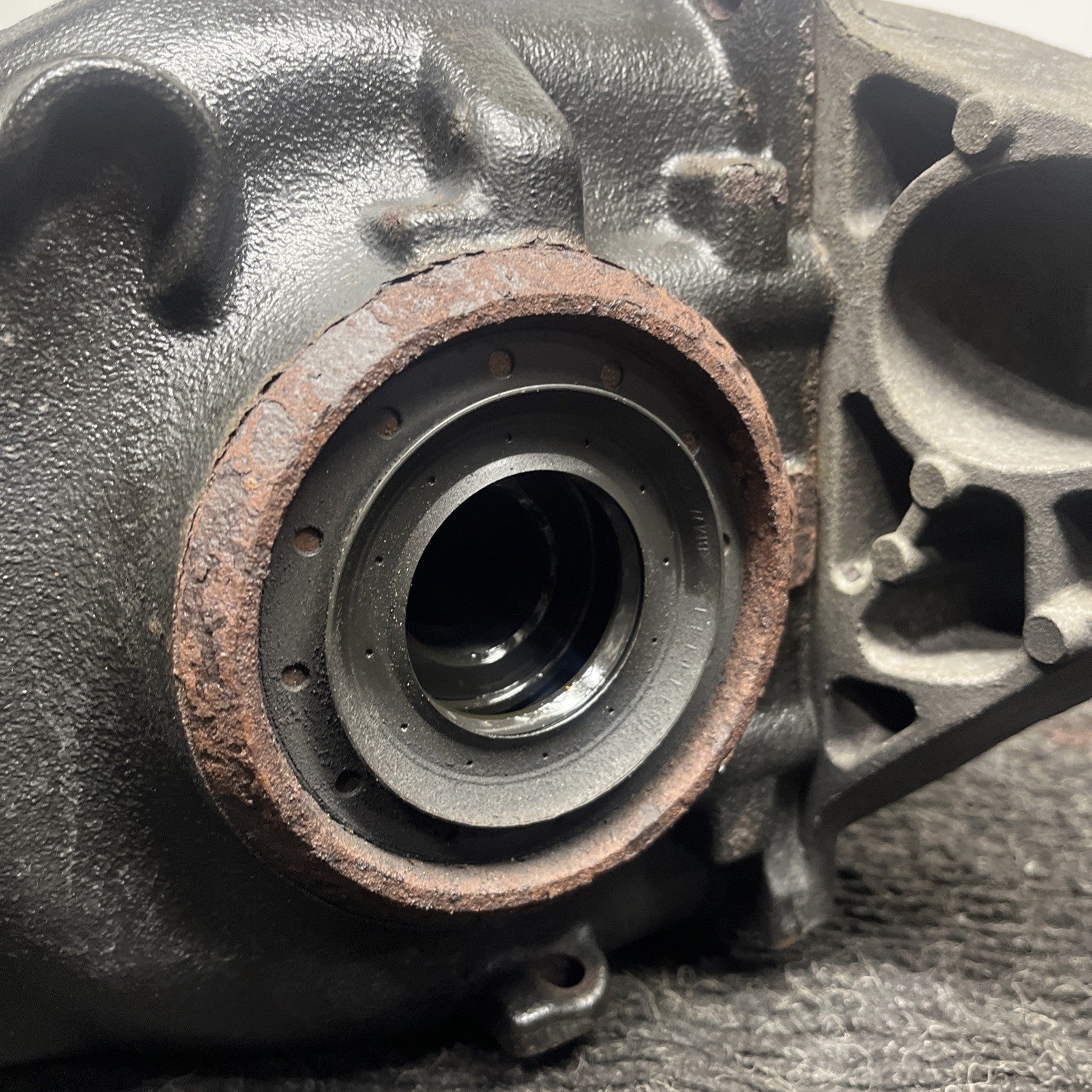 ☑️ BMW OEM Differential 7603750 Manual Transmission 3.91 Ratio 1-2-3-4 Series