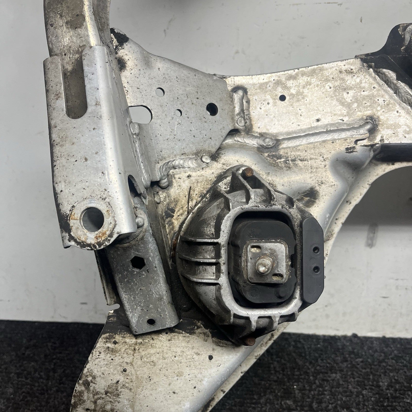 ☑️ 07-13 OEM BMW E93 E88 Front K-Frame Subframe Crossmember Suspension Carrier