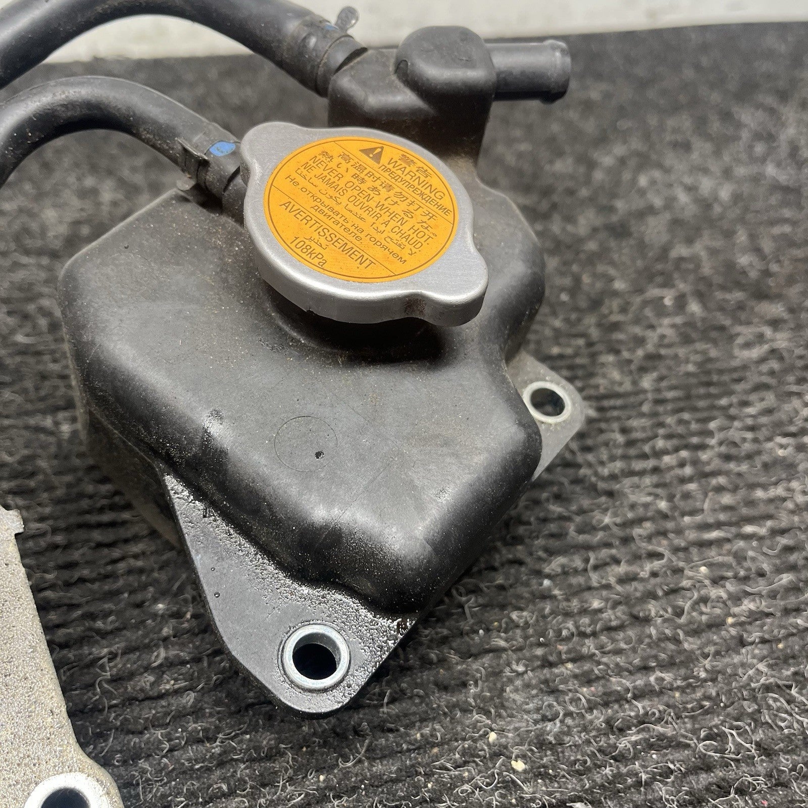 ☑️ 2008-14 Subaru Impreza WRX & STI OEM Upper Coolant Reservoir Expansion Tank