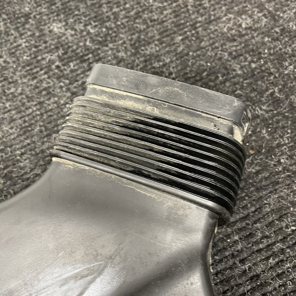 ☑️ 07-13 OEM BMW E90 E92 E93 335 Front Inlet Intake Tube Pipe Air Duct N54 OEM