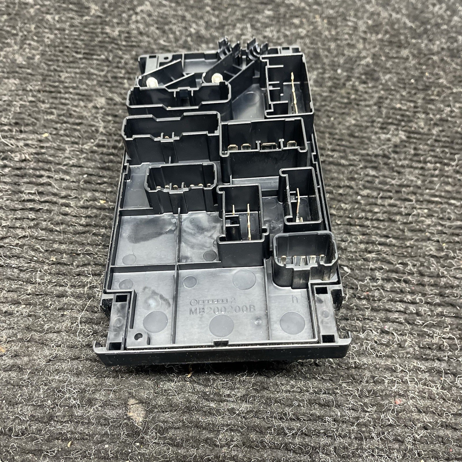 ☑️ 2008-2014 Subaru Impreza WRX STI Engine Bay Fuse Box Relay Box OEM 82241FG050