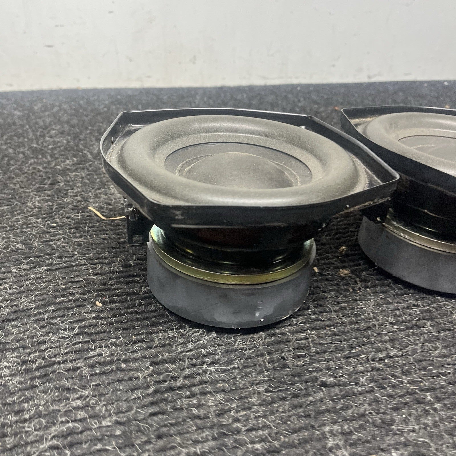 ☑️ 03-08 BMW E85 Z4 SET OF 2 REAR LEFT & RIGHT TOP HI-FI SUBWOOFER SPEAKER OEM