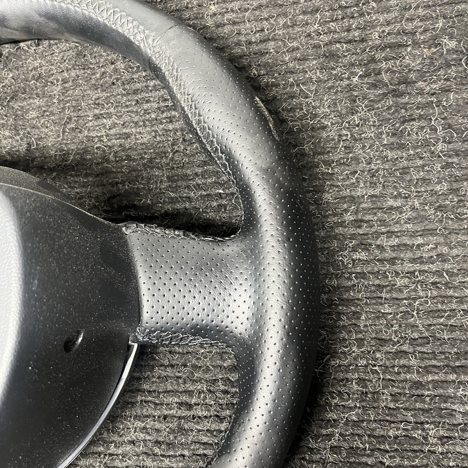 ☑️ 2013-2016 SCION FRS Subaru BRZ OEM Steering Wheel Red Stitched