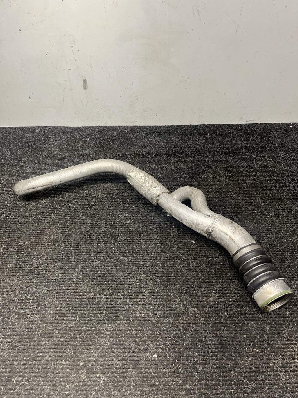 ☑️ Charge Air Induction Tract Charge Pipe BMW OEM E90 E92 N54 08-10 335i