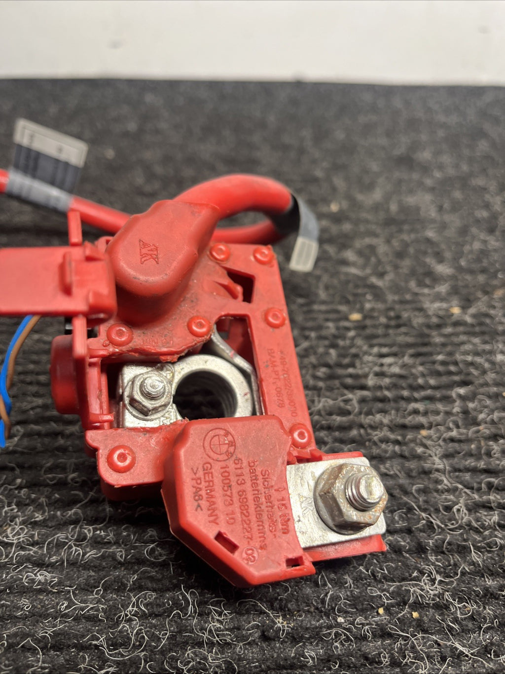 ☑️ 06-13 OEM BMW E82 E90 E92 M3 Battery Plus Pole Terminal Positive Red Cable