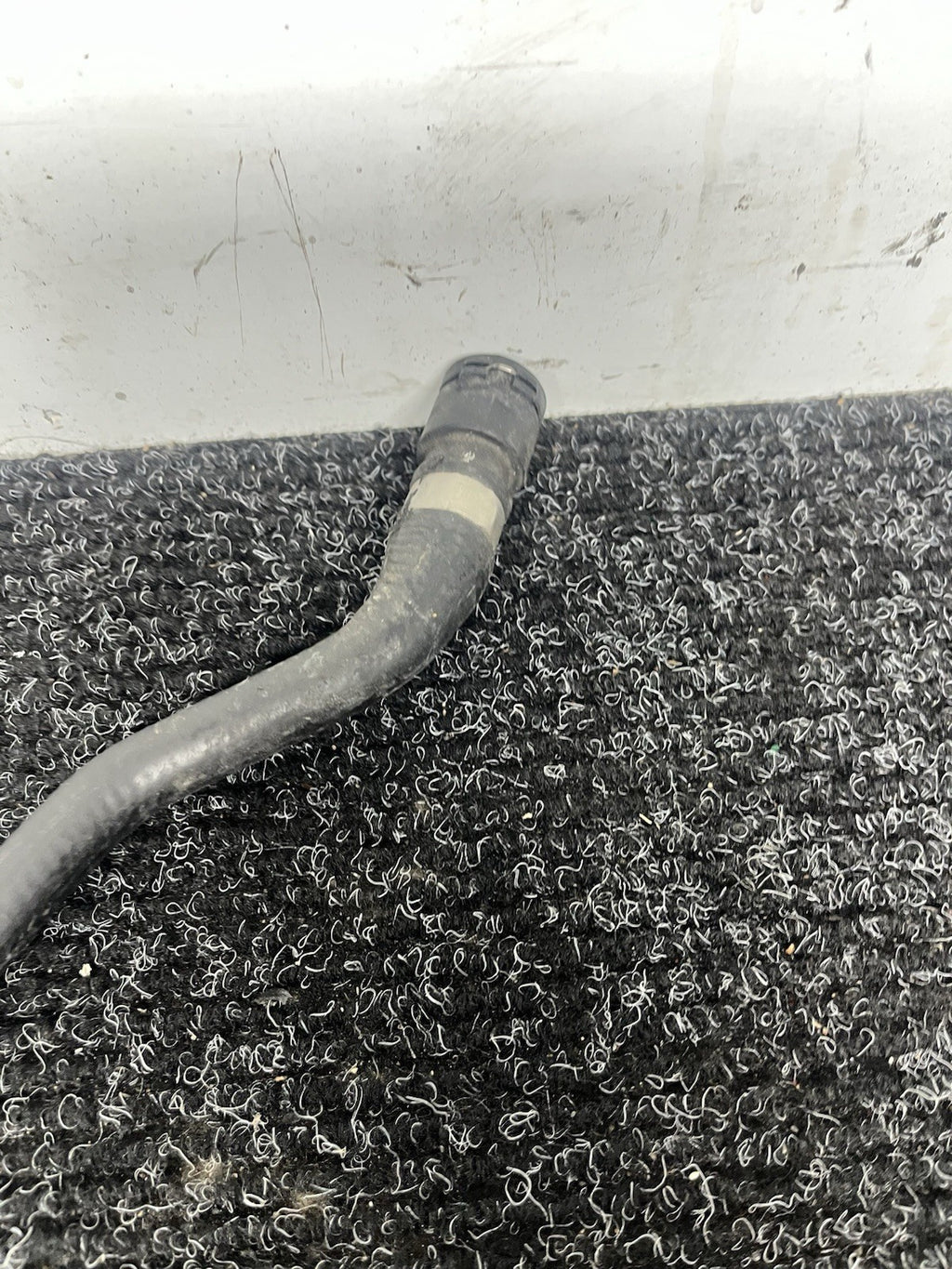 ☑️ BMW E88 E90 E92 135 335 N54 Upper Engine Radiator Coolant Hose Pipe Line OEM