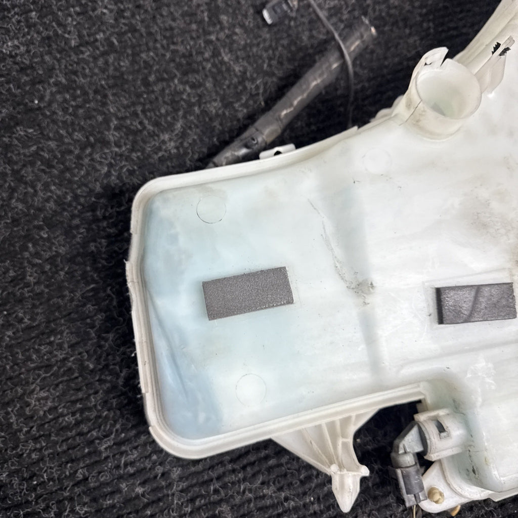 ☑️ 08-13 BMW 128i 135i E82 E88 Windshield Washer Reservoir Tank Coupe Sedan OEM
