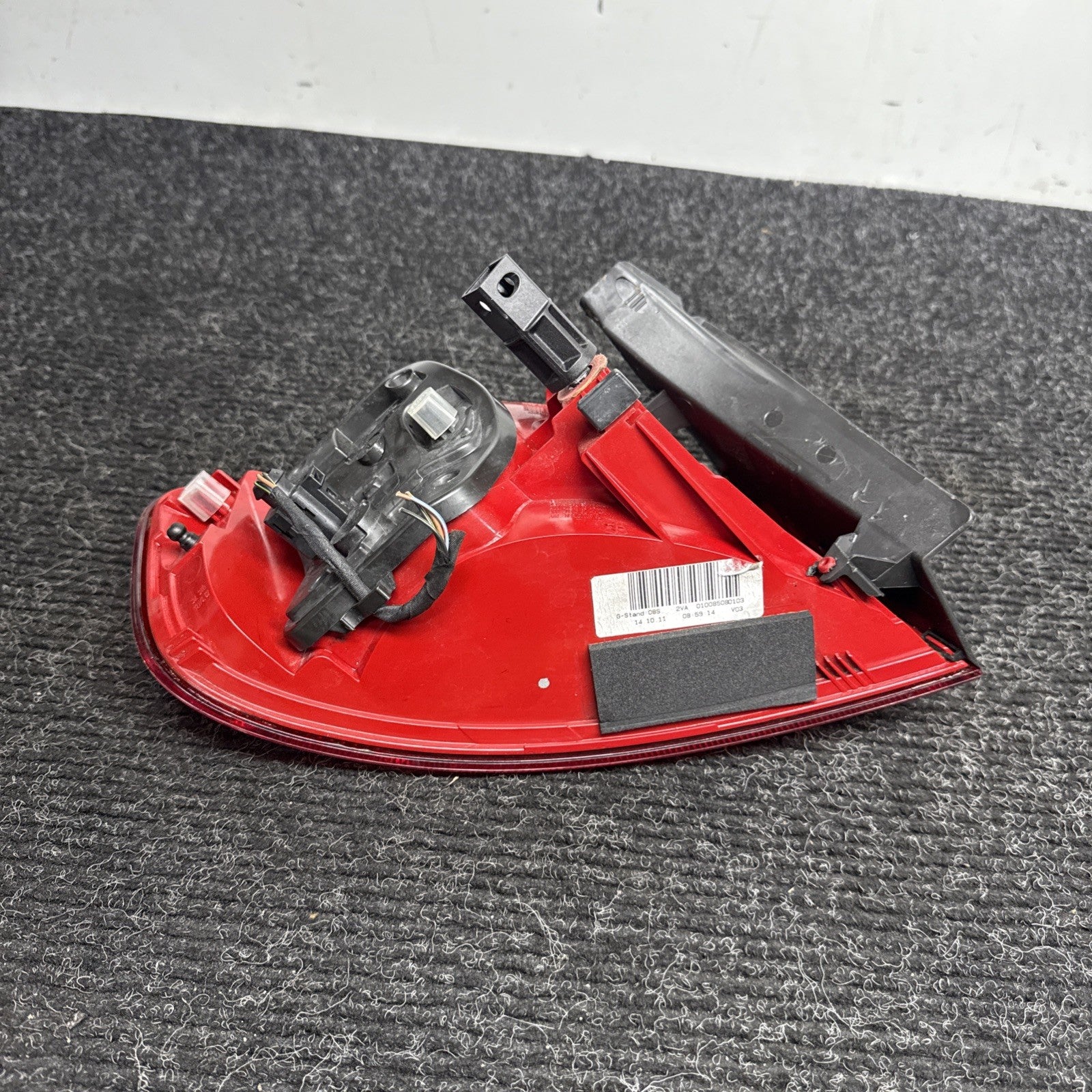 ☑️ 09-12 Audi A4 Quattro Passenger Right Rear Outer Taillight Light Lamp OEM