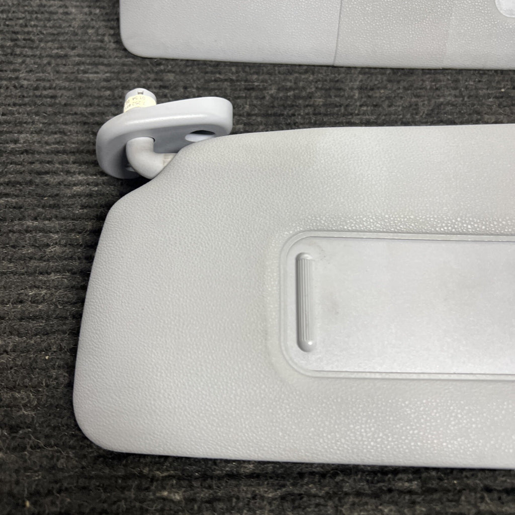 ☑️ BMW E82 128 135 Left Driver Upper Sun Shade Visor Blind Trim Set Cover Oem