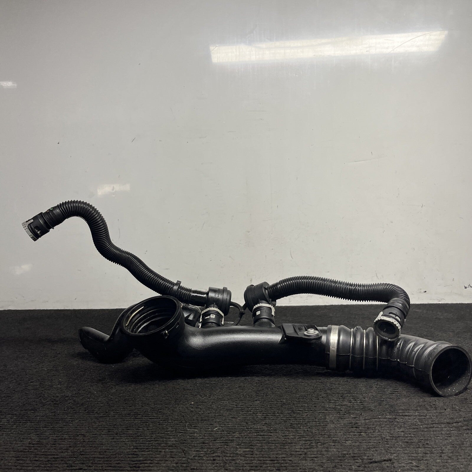 ☑️ 07-13 OEM BMW E90 E92 E93 Charge Pipe Diver Valves Induction Pipe Tract N54