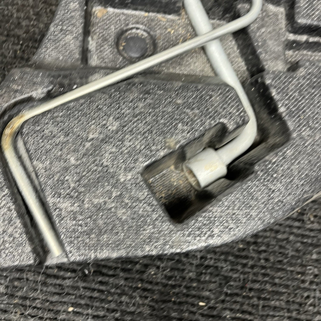☑️ 2013-2019 OEM SCION FRS SUBARU BRZ OEM SPARE TIRE JACK TOOL KIT