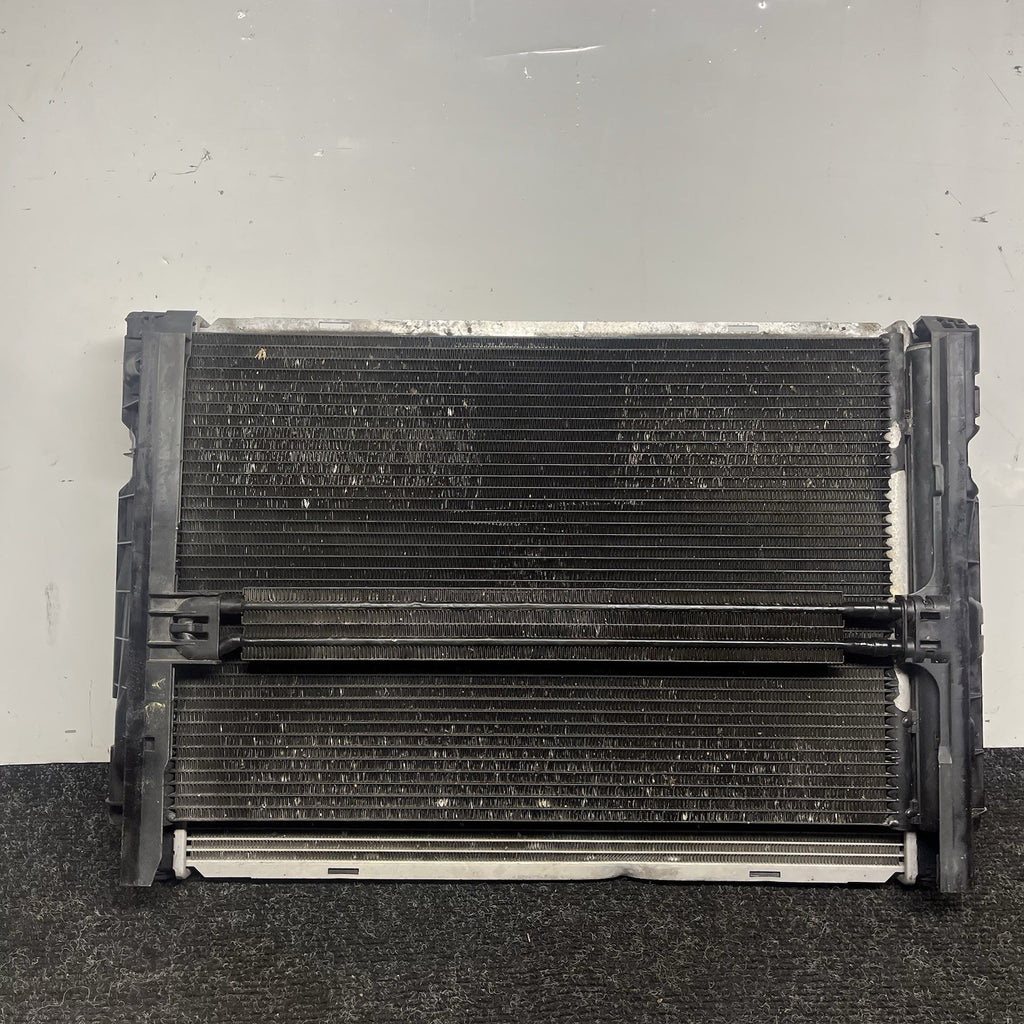 ☑️BMW E93 E92 E90 E82 328I N52 Engine Radiator Ac Condenser Assembly OEM