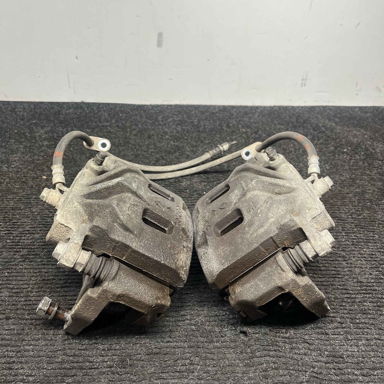 ☑️ 2015-2021 Subaru WRX OEM 2 Piston Front Brake Calipers 26292AG040 26292AG050