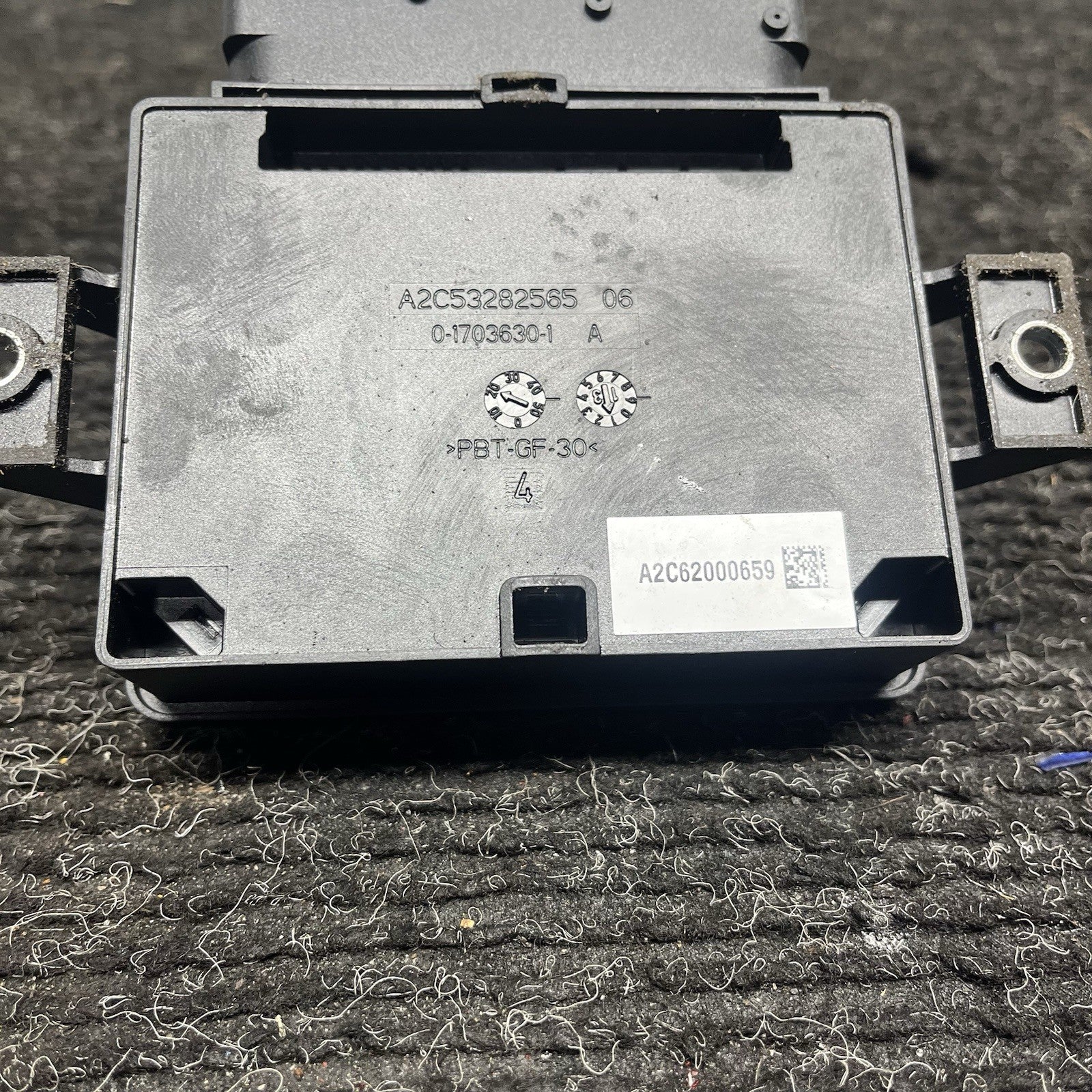 ☑️ 2014-2017 AUDI A5 COUPE B8 - Parking Brake Control Module 8K0907801M