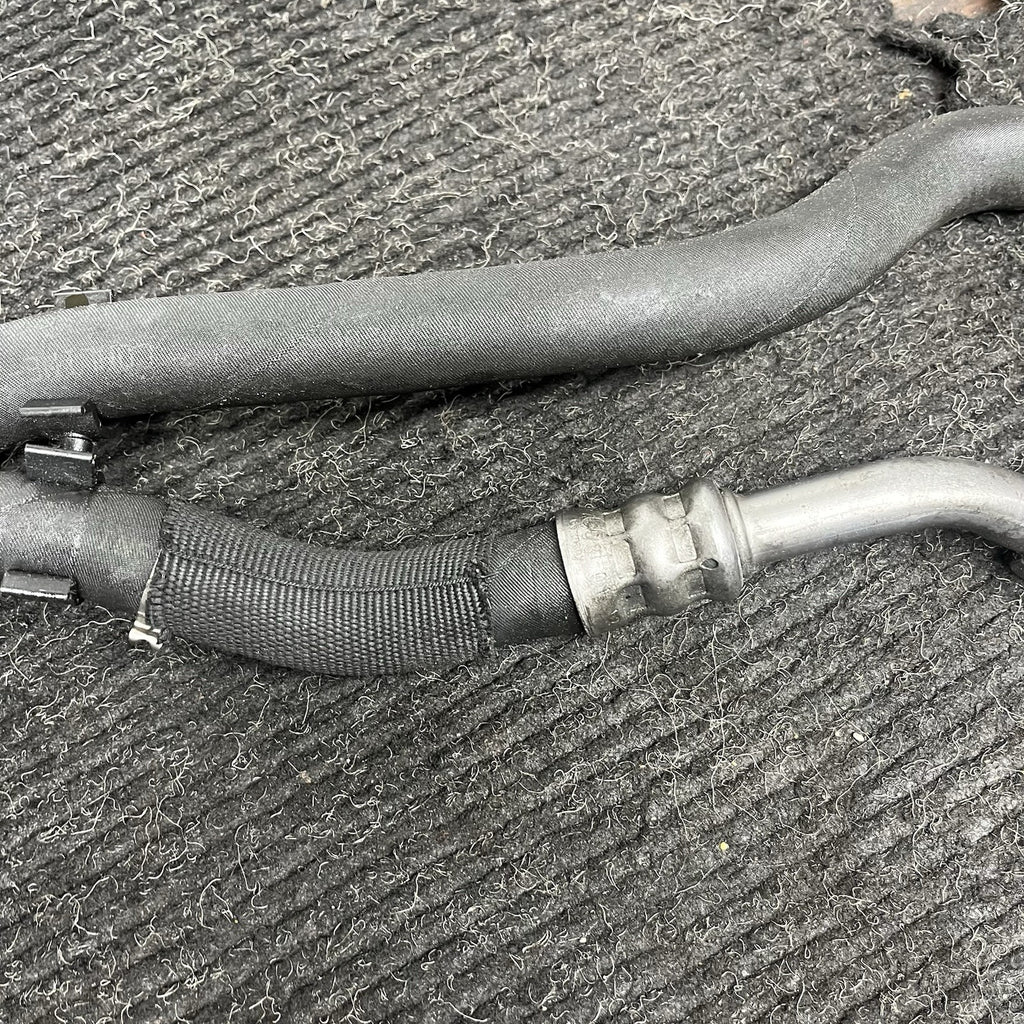 ☑️ 07-11 BMW E82 E88 E90 E92 135I 335I ENGINE OIL COOLER COOLING LINES HOSE PAIR