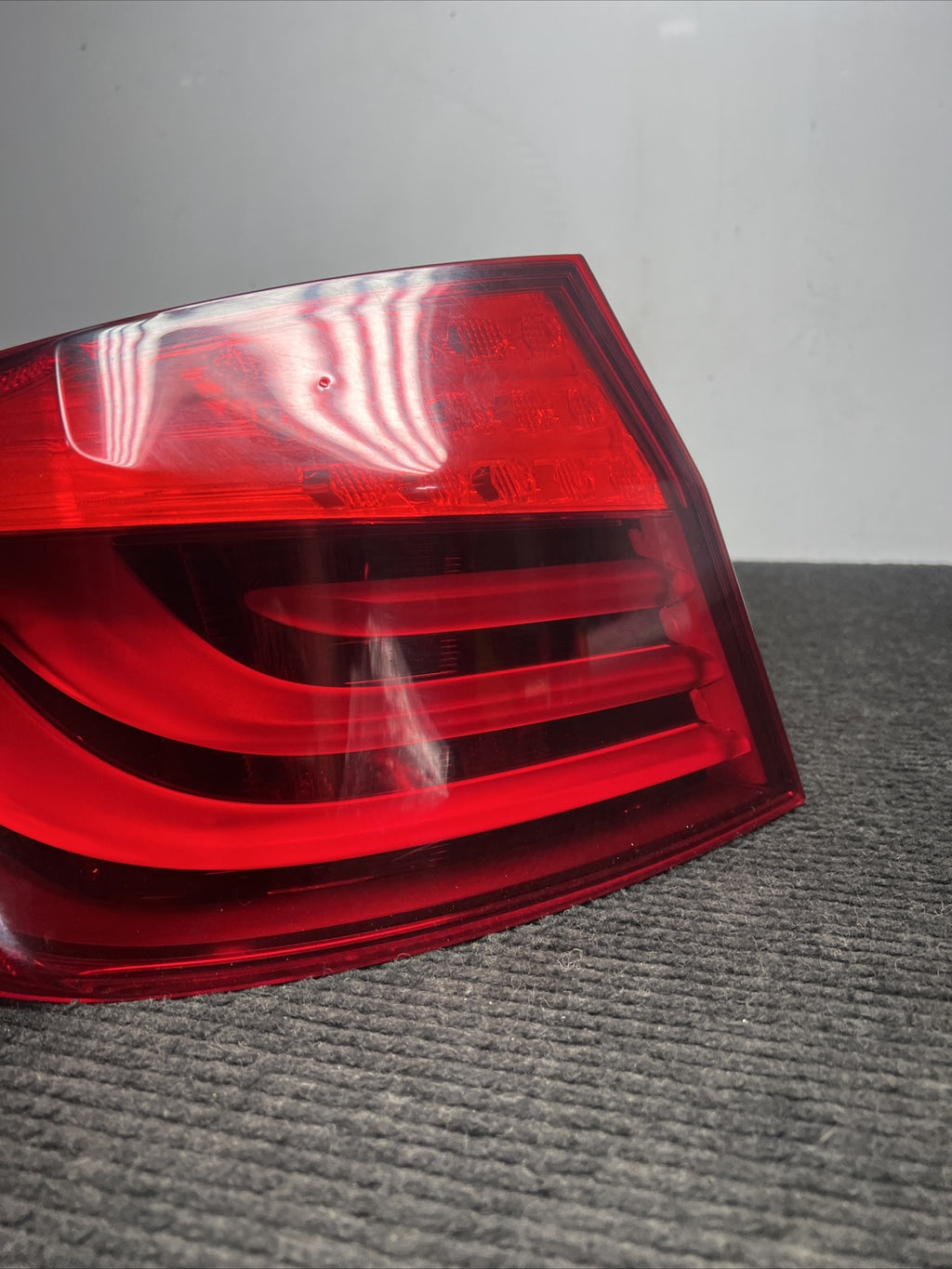 ☑️ 11-13 OEM BMW F10 528 535 550 M5 AH5 Rear Left Driver Side Outer Tail Light