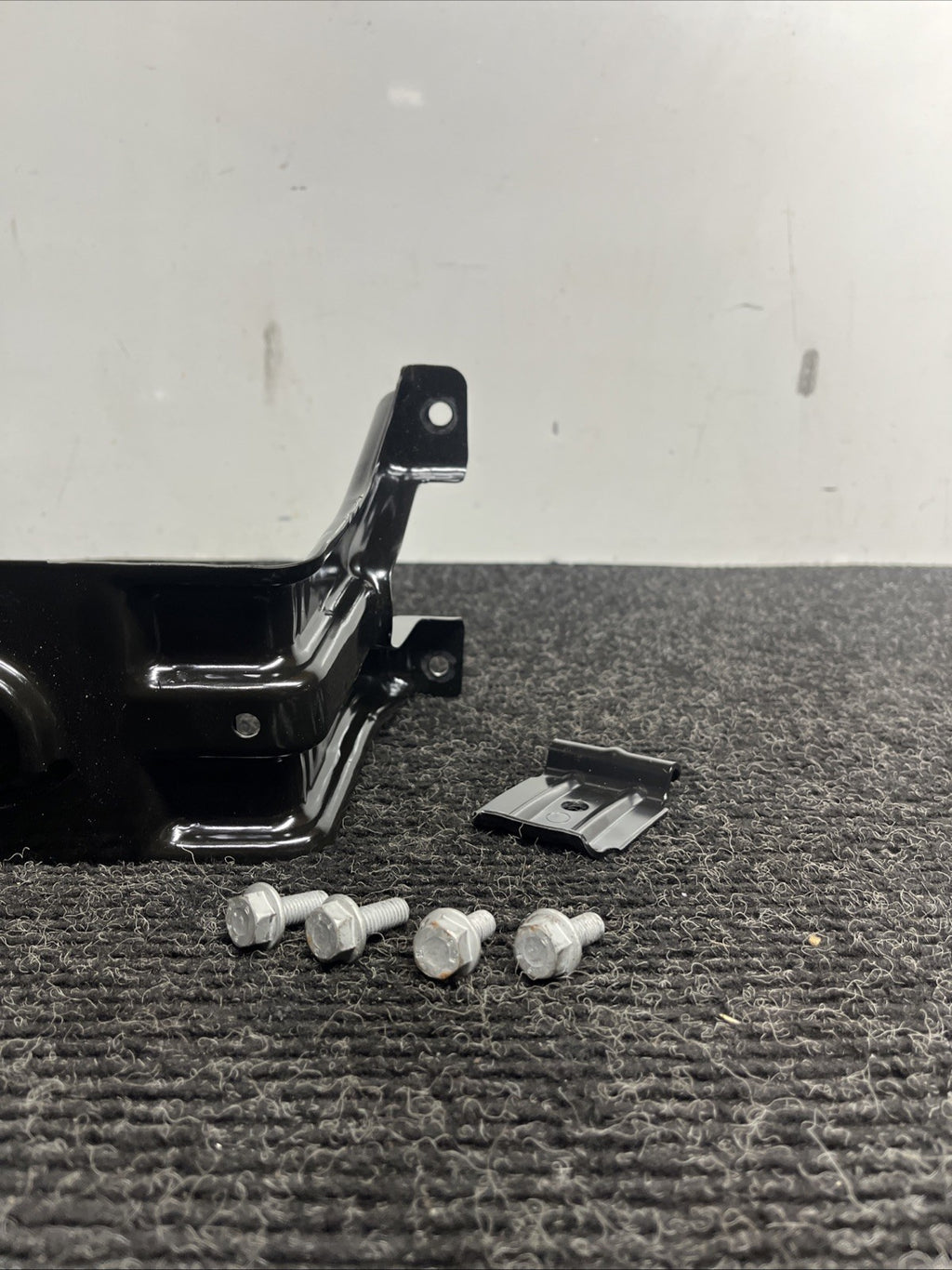 ☑️2008-2016 AUDI A5 A4 S4 S5 Spare Tire Wheel Bracket Mount 8K0802715A OEM