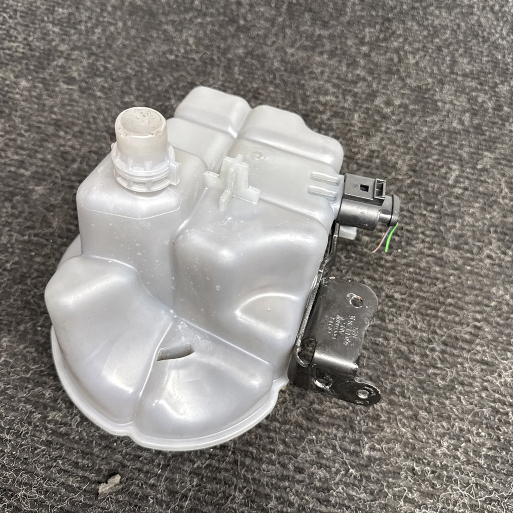 ☑️ 2012-2018 AUDI A6 RADIATOR COOLANT OVERFLOW RESERVOIR EXPANSION TANK OEM