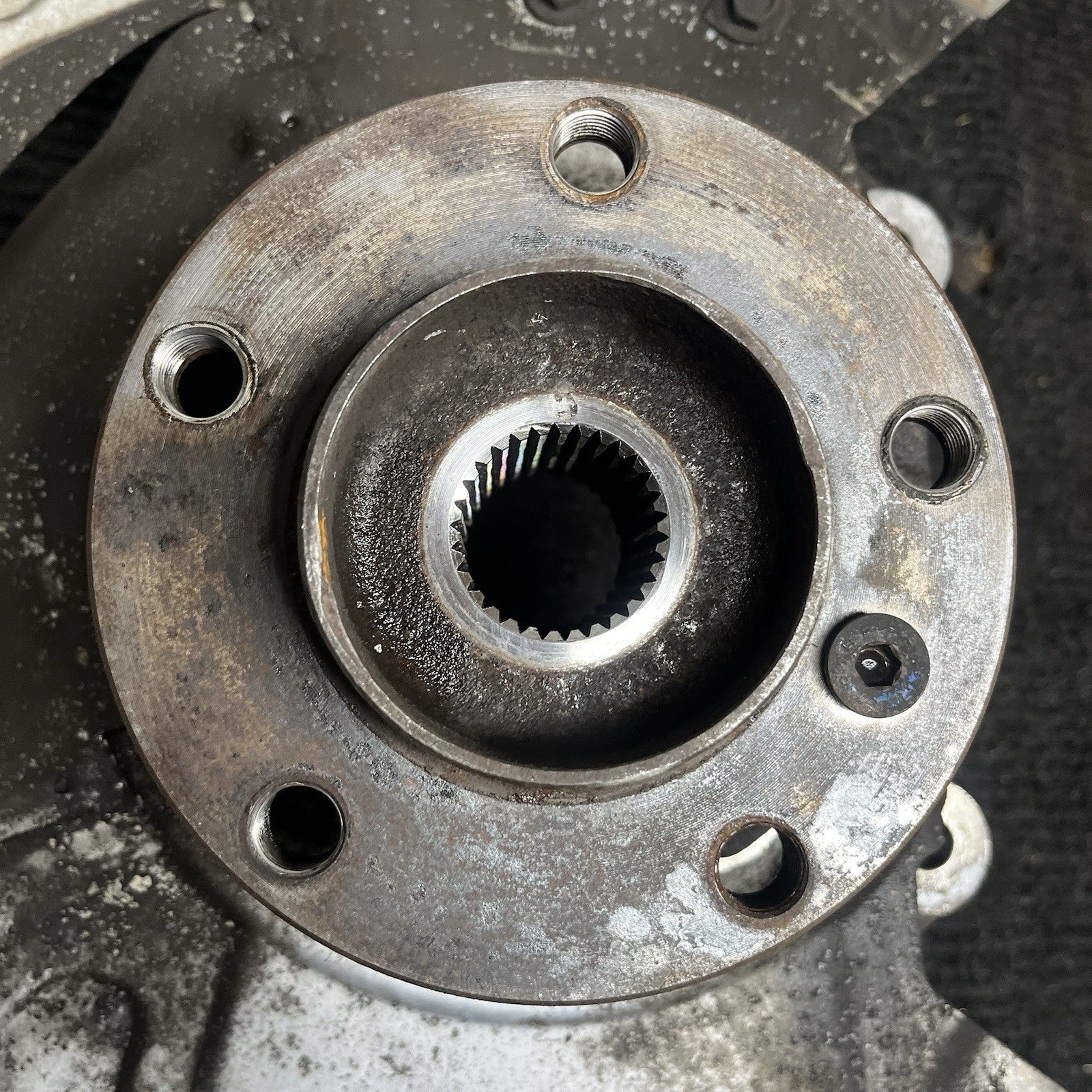 ☑️ 07-19 BMW F15 X5 X6 AWD Front Left Side Spindle Knuckle Hub 6773783 OEM