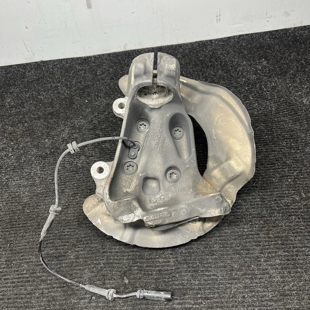 ☑️ 2012-2016 BMW 328I F30 RWD FRONT DRIVER SIDE WHEEL HUB SPINDLE KNUCKLE OEM