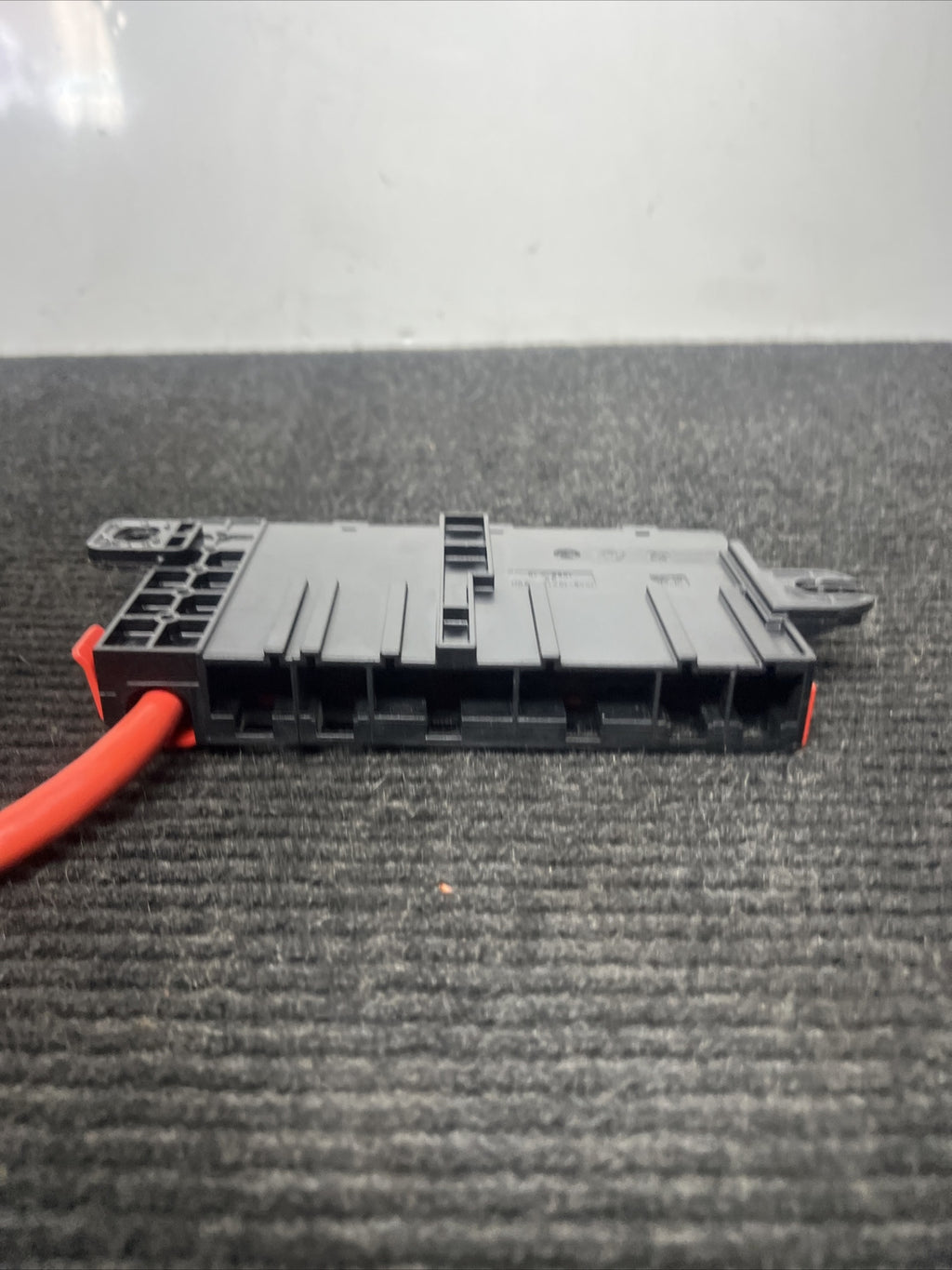 2012 - 2020 Bmw 3 Series 4 Series Positive Battery Power Fuse Box Oem